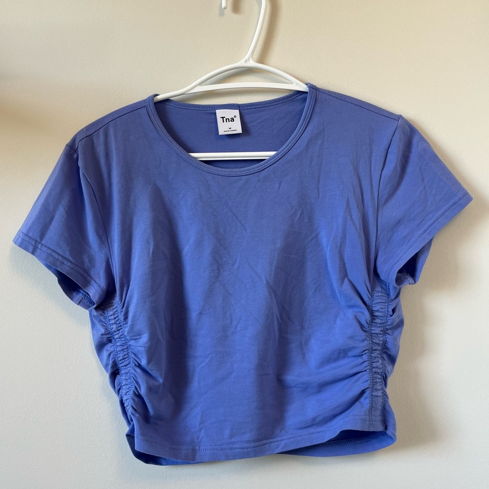 TNA Blue Short Sleeve Ruched Side Crop Tee